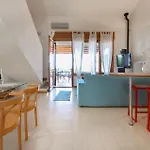 2 Bedroom Cozy In Σπίτι διακοπών Is Molas