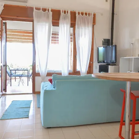 בית נופש 2 Bedroom Cozy In Is Molas